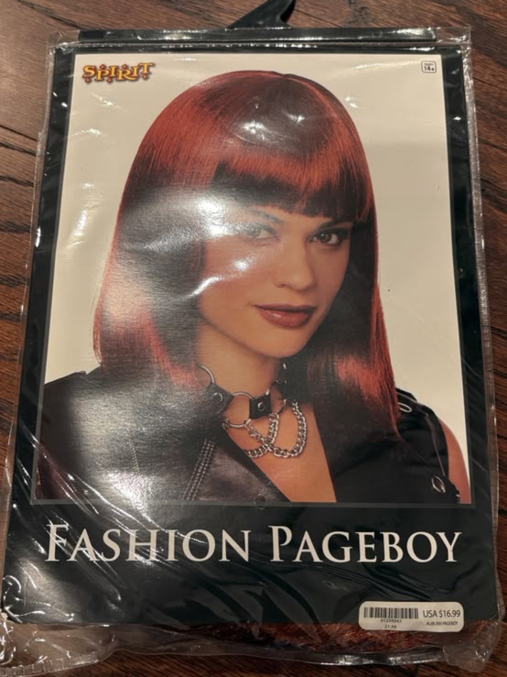 Spirit Fashion Pageboy Wig in auburn
